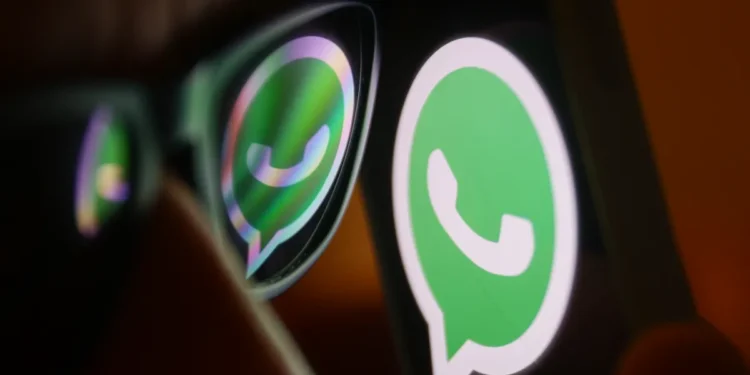 WhatsApp tani mund të hartojë përgjigje të gjeneruara nga AI bazuar në bisedat e tua