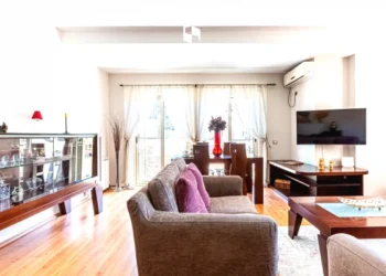 Të gjithë po japin shtëpinë me qira, të ardhurat zyrtare arritën në rreth 400 mln euro në 2025-n