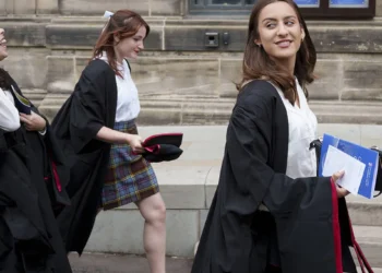 Si arrijnë sukses gratë në fusha të dominuara nga burrat