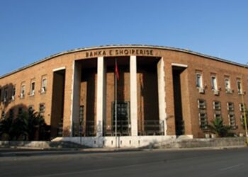 Banka e Shqipërisë analizon ekonominë: Po tregojmë kujdes të shtuar ndaj rreziqeve gjeopolitike