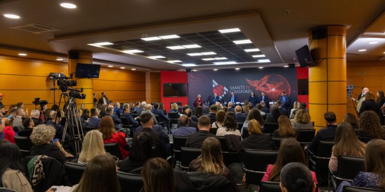 Dhoma e Biznesit të Diasporës bashkon shqiptarët nga e gjithë bota. Tirana, kryeqendra e biznesit të diasporës!