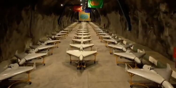 Kush janë “Zotërinjtë e rinj të luftës”, me dronë “low cost”?