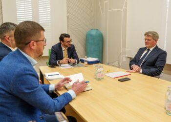 Zhvillimi i energjetikës, Karakaçi takon Drejtorin e Sekretariatit të Komunitetit të Energjisë, Artur Lorkowsi