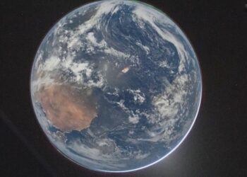 Po dërgojmë njerëzit në Hënë, imazhet e Tokës nga hapësira, e sheshtë apo rrumbullakët?