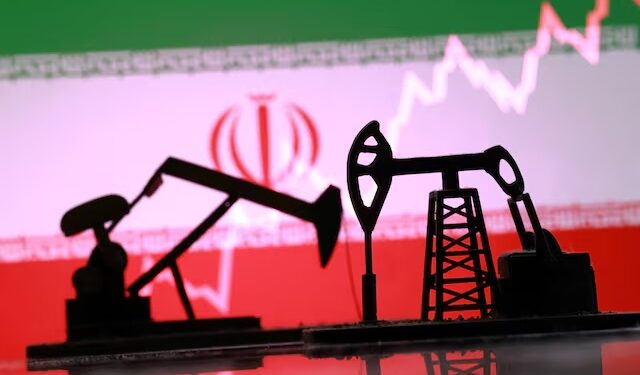 Nafta kalon mbi 125 dollarë, rritet frika për ndërprerje të gjatë të furnizimit nga Hormuzi