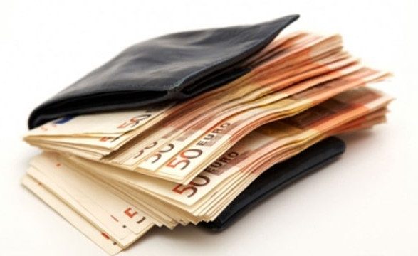 6 gjëra që nuk duhet t’i mbani kurrë në portofol