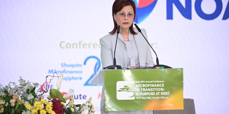 “Mikrofinanca” u mblodh në Durrës, ja çfarë u diskutua për tregun dhe konsumatorët
