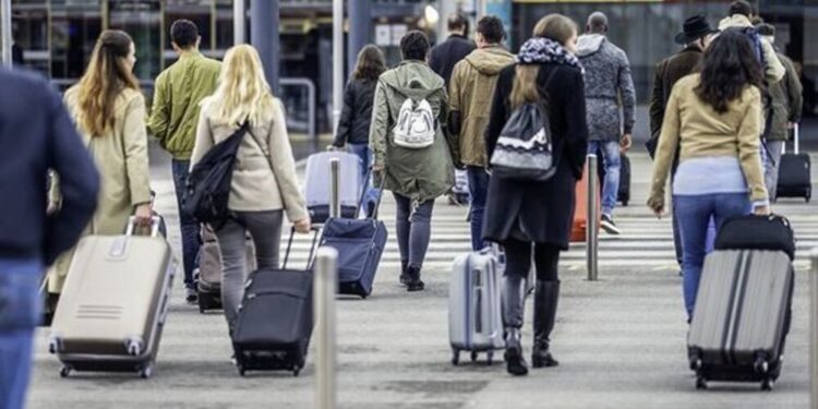 IOM: Shqipëria, ndër më të rrezikuarat në Europë nga emigracioni i moshave riprodhuese, pasojat