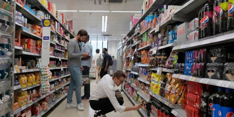 Nga qumështi tek elektroshtëpiaket e nafta, produktet që i paguam më shtrenjtë se Europa në 2025-n