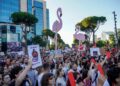 Bloomberg: “Revolucioni i flamingove” në Shqipëri përhapet nga resorti i Kushner te elita politike