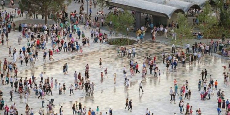 Tkurret më tej popullsia, ndikon emigracioni dhe rënia e lindjeve