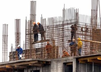 Rriten kostot në ndërtim, ndikojnë pagat dhe nafta