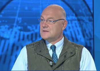 “Ishulli i Peshkatarëve dhe fuqia e një lideri të pa-korruptueshëm”