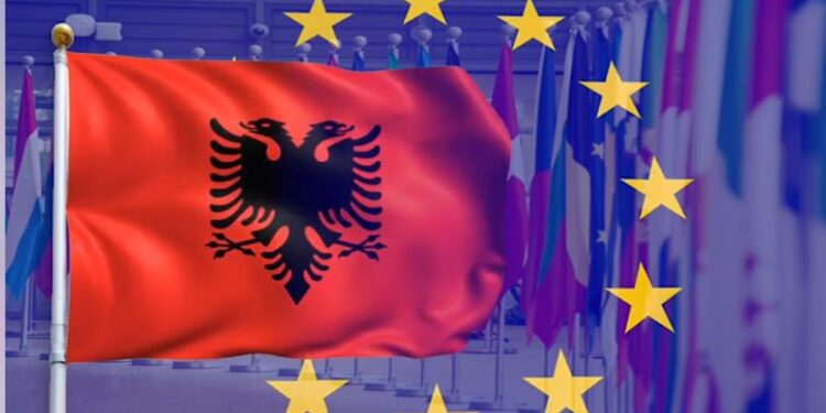Rama jep lajmin: Mbyllen 3 kapitujt e parë të integrimit, ironizon opozitën
