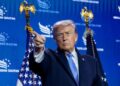 Trump fitoi më shumë se 1 miliard dollarë nga kriptomonedhat në vitin e parë në detyrë
