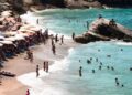 Eksperti ngre alarmin: Turizmi në Shqipëri në rënie, Greqia dhe Italia me rekord vizitorësh