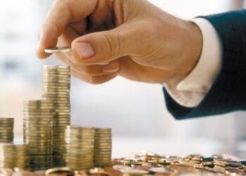 Rritet kreditimi. Bizneset drejt huasë në lek për investime, qytetarët për blerje banesash