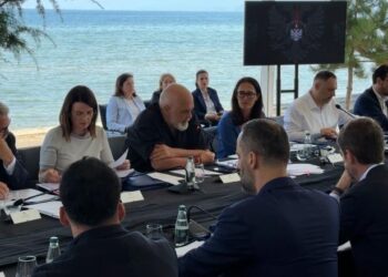 Plan për çmimet e ushqimeve, Rama zbulon cfarë diskutoi me ministrat në Pogradec