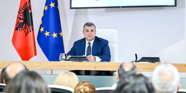 Parashikimi i BSH: Ekonomia me rritje, tensionet gjeopolitike mbeten rrezik