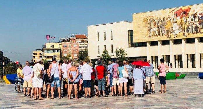 Vit i mbarë për turizmin, deri në korrik numri i të huave u rrit me 6.5%