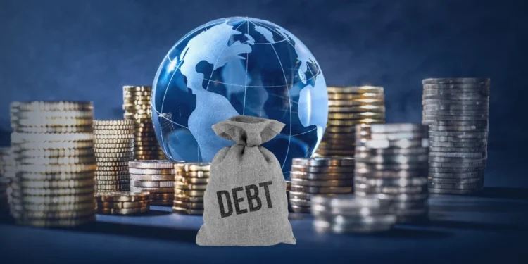 Borxhi botëror arrin rekord, kalon 365 trilionë dollarë, rrezik shlyerja për një pjesë të vendeve
