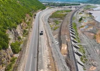 Nisin punimet për Bypass-i i Elbasanit, ministri Karakaçi: Projekti lidh korridoret kryesore rrugore