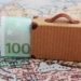 Dërgesat e emigrantëve në nivele rekord, 621 milionë euro vetëm në 6 muaj
