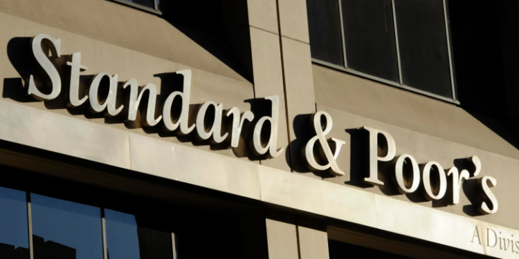 S&P konfirmon vlerësimin e Shqipërisë në “BB” dhe perspektivë “të qëndrueshme”