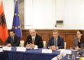 Guvernatori Sejko garanton qytetarët: Depozitat janë të sigurta pavarësisht tensioneve