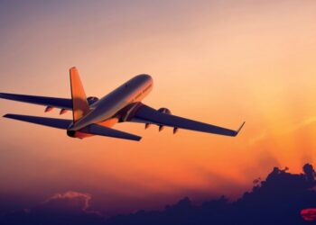 Kompania ajrore paralajmëron: Biletat e avionëve mund të shtrenjtohen deri në 20% në 2027