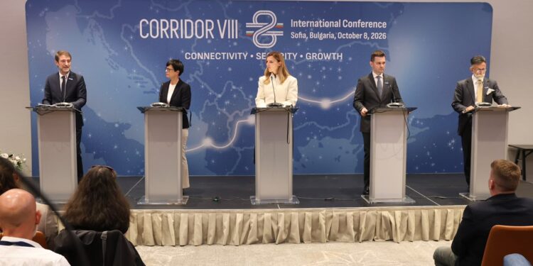 Korridori VIII hyn në fazën e zbatimi, Hoxha: Portë strategjike Lindje-Perëndim