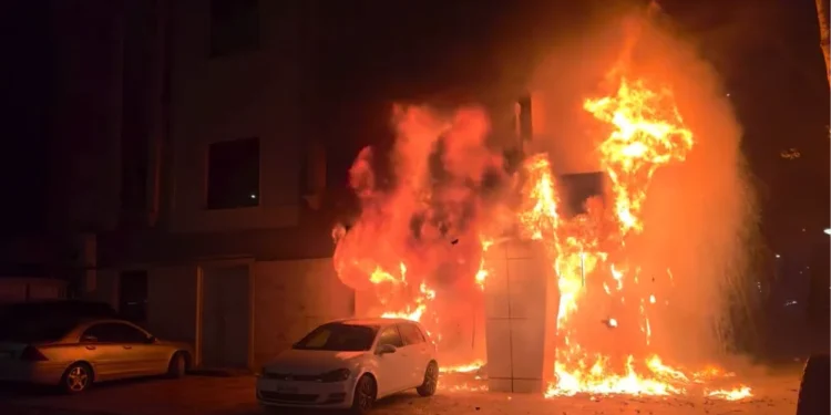 Zjarri dëmtoi dosjet gjyqësore, Gjykata e Lartë: Shtyhen seancat