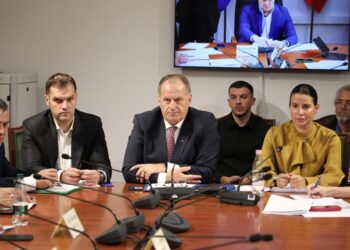 Ndërtimet pa leje, shteti do të përfundojë objektet e konfiskuara dhe do t’ua dorëzojë blerësve