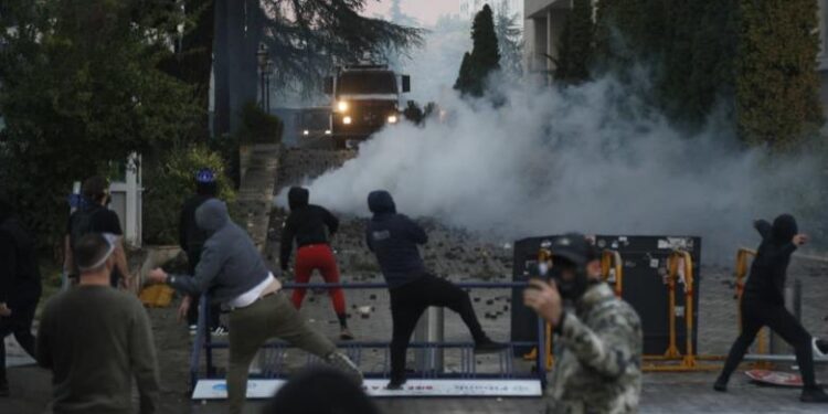 Pro protestës, kundër shkatërrimit të vendit